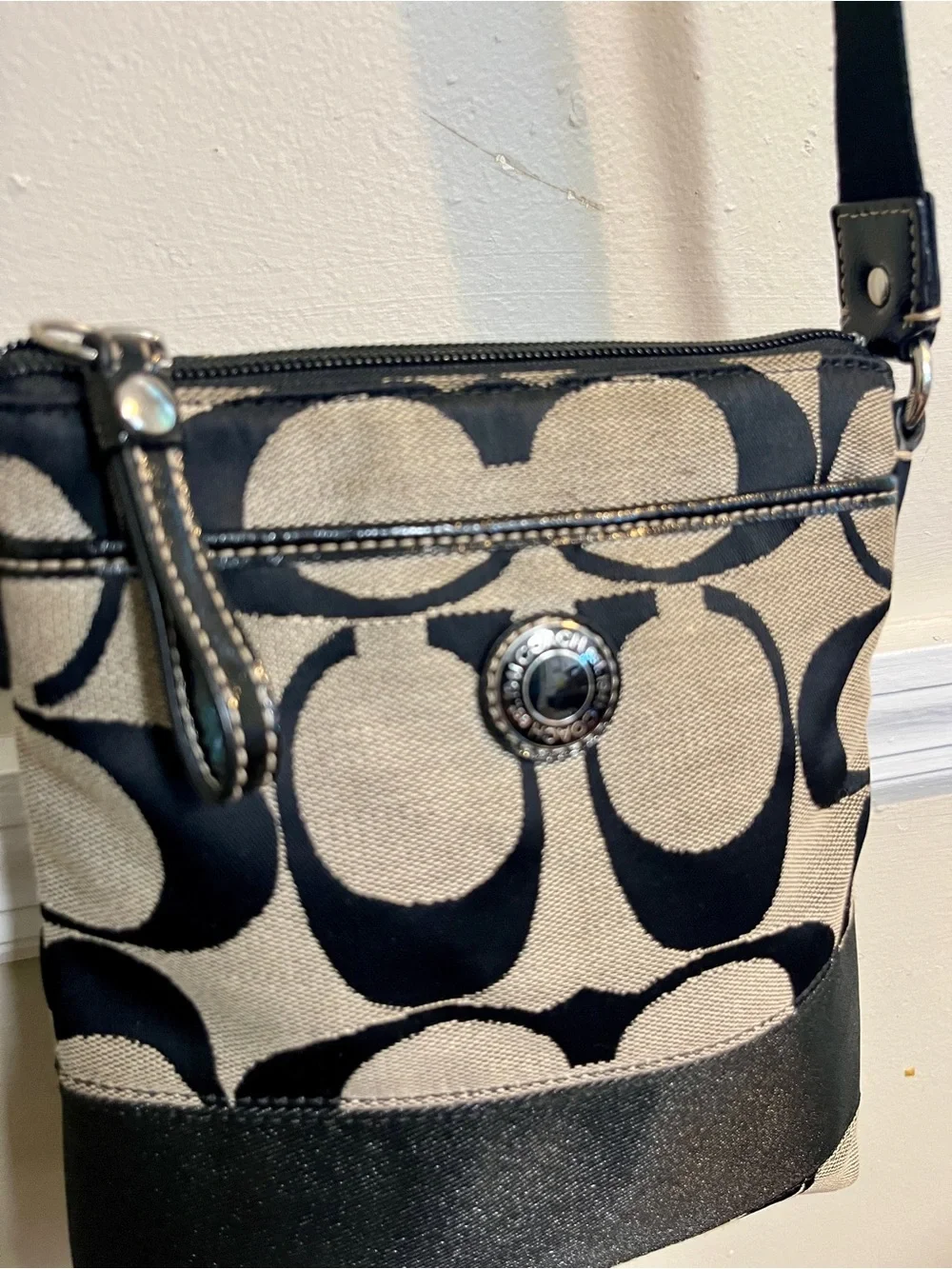 Vintage Coach Black and Tan Signature Crossbody Purse